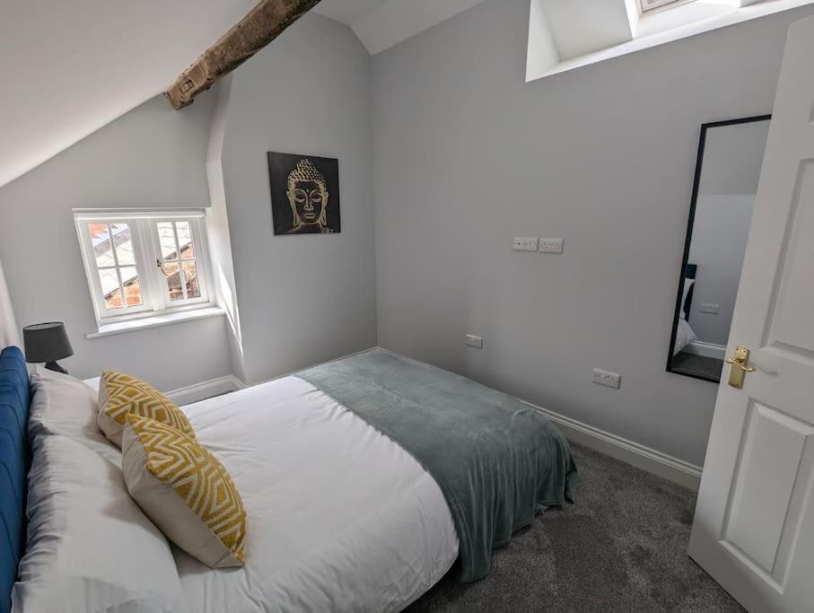 31 High Street - Modern & Stylish 2-Bed Apartment - Inc Parking Husbands Bosworth Ngoại thất bức ảnh